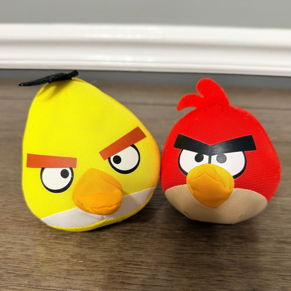 Angry Birds Yellow‎ and Red Bird Plush Set